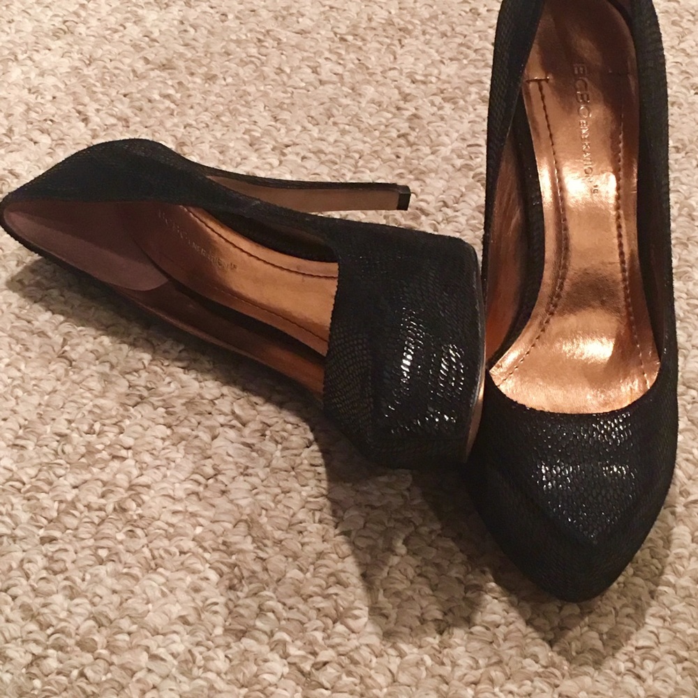 Black BCBG Snake-skin Texture Heels